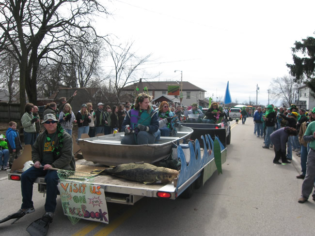 /pictures/ST Pats Floats 2010 - Pants on the ground/IMG_3112.jpg